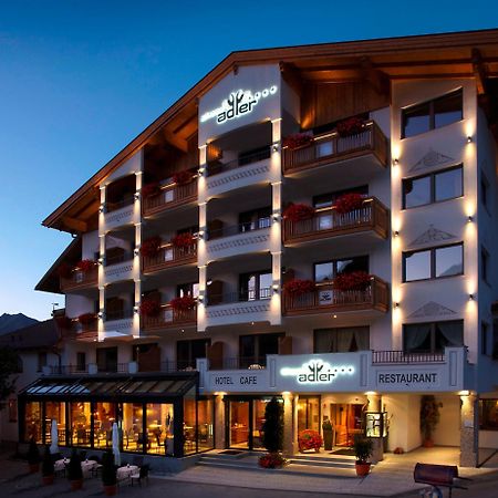 โฮเทล ชวาร์ทเซอร์ อ๊าดเลอร์ Hotel เนาดาส ภายนอก รูปภาพ
